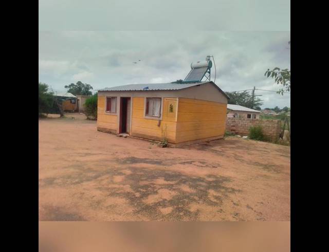 1 BEDROOM HOUSE FOR SALE IN WINTERVELDT WARD 3